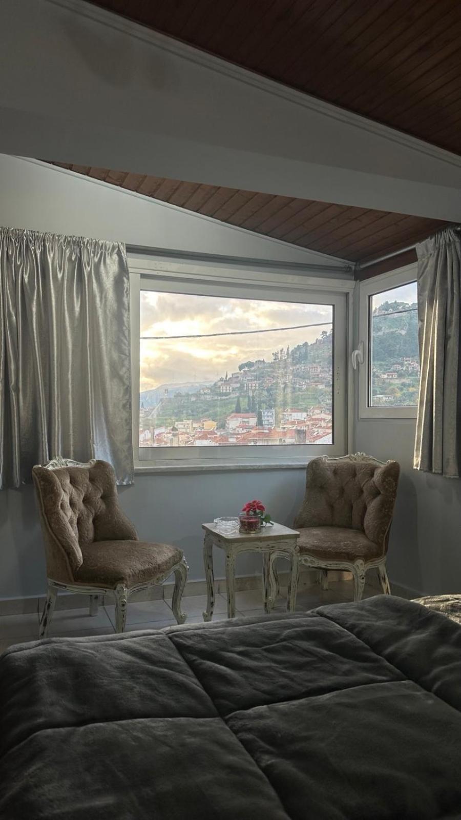 Με Θέα Το Κάστρο Lejlighed Nafpaktos Eksteriør billede